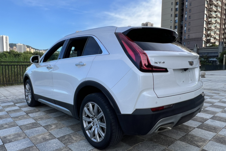 凯迪拉克XT4 2018款 28T 两驱豪华型车身外观6001