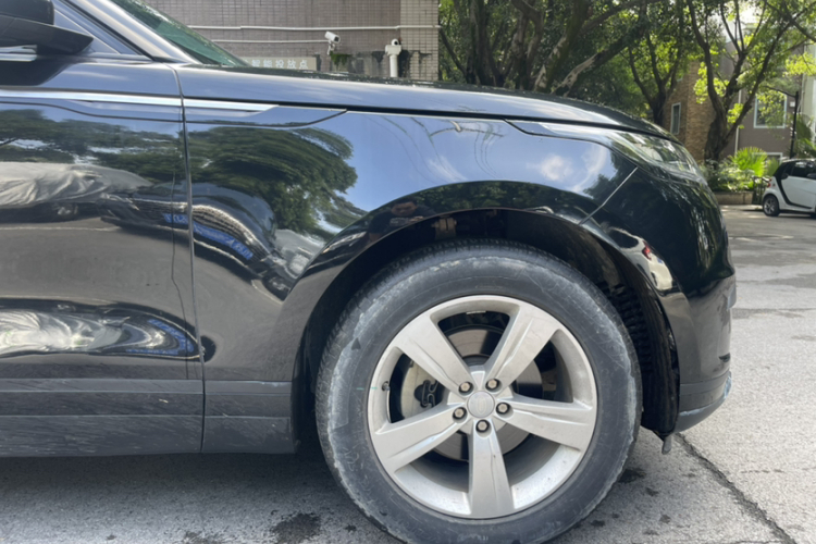 路虎 揽胜星脉 2019款 250PS车身外观6005