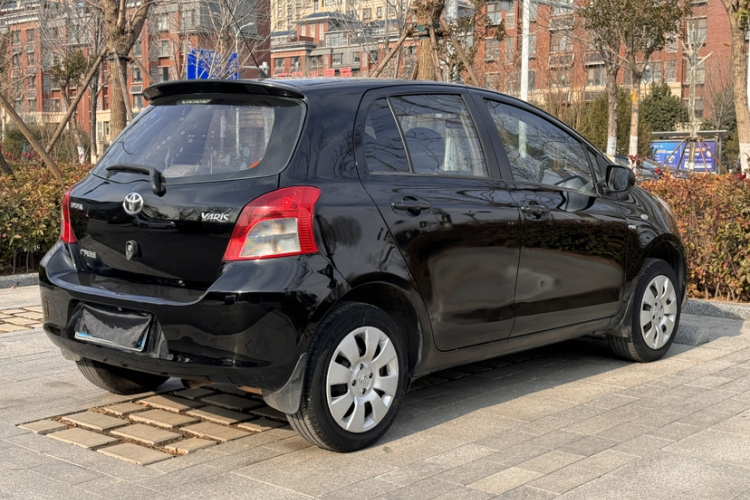 丰田 雅力士 2011款 1.6E 自动魅动版车身外观6005