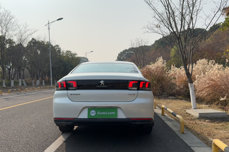 标致308 2016款 1.6L 手动时尚版车身外观6005