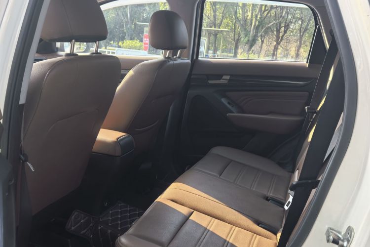 北汽威旺S50 2016款 1.5T CVT乐动豪华型中控内饰7003