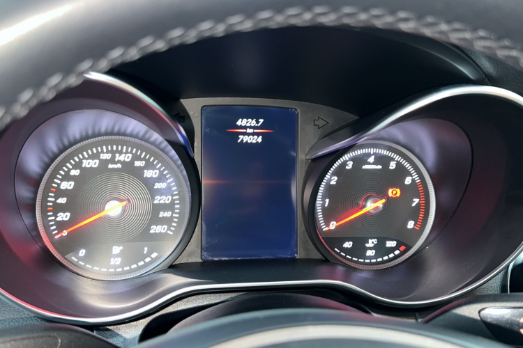 奔驰C级 2018款 C 180 L 时尚型运动版中控内饰15