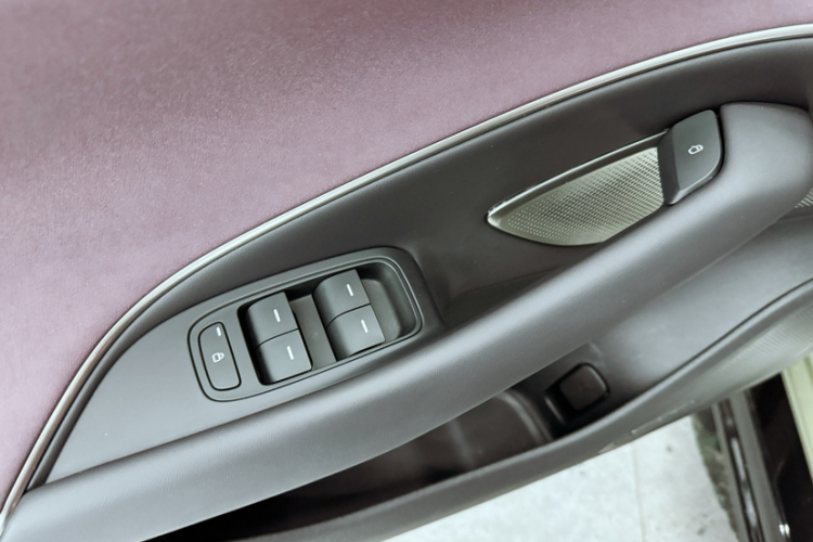 小米汽车 小米SU7 2024款 后驱超长续航高阶智驾Pro版中控内饰7006