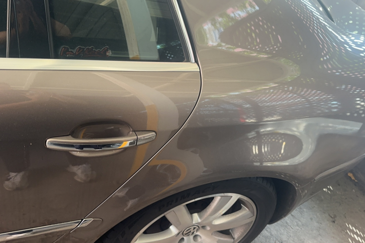 大众 辉腾 2014款 3.0L 行政型局部细节9002