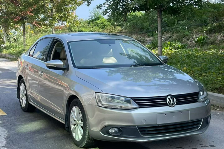 大众 速腾 2014款 1.6L 手动舒适型车身外观6002