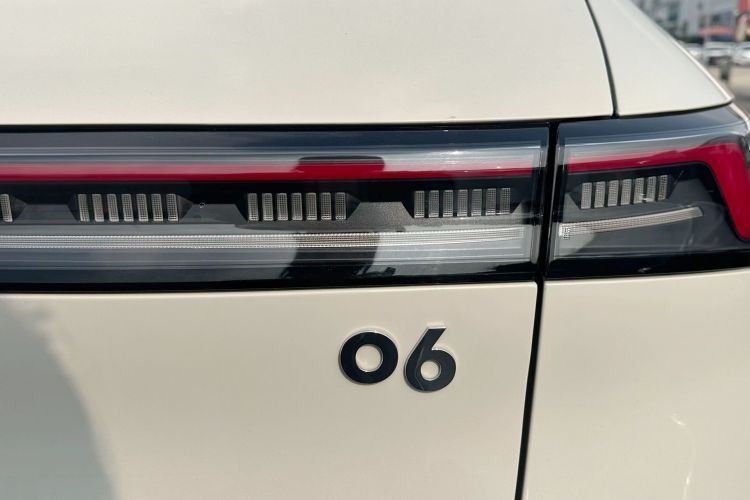 领克06 2025款 Renew 1.5T Halo车身外观6008