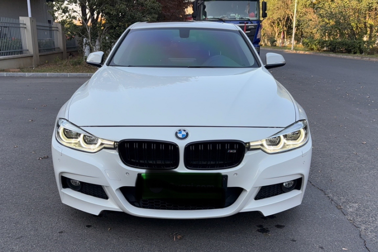 宝马3系 2017款 320Li M运动型车身外观6005