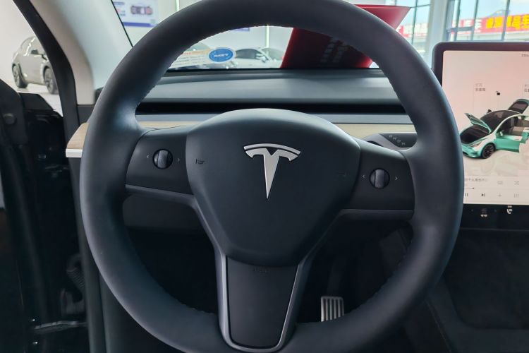 特斯拉 Model Y 2022款 后轮驱动版中控内饰7006