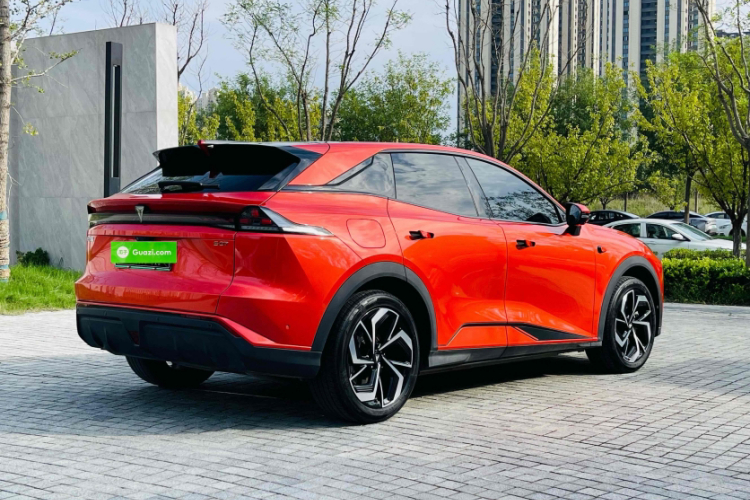 深蓝汽车 深蓝S07 2024款 215Max 乾崑智驾ADS SE增程版车身外观6004