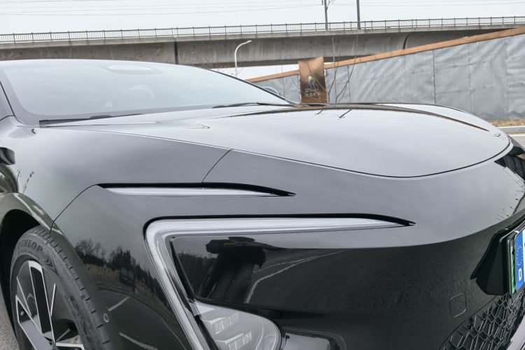 阿维塔12 2025款 Max增程版车身外观6005