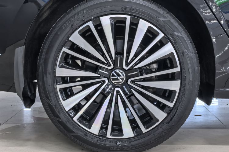 大众 帕萨特 2020款 改款 380TSI 豪华版 国VI车身外观6007