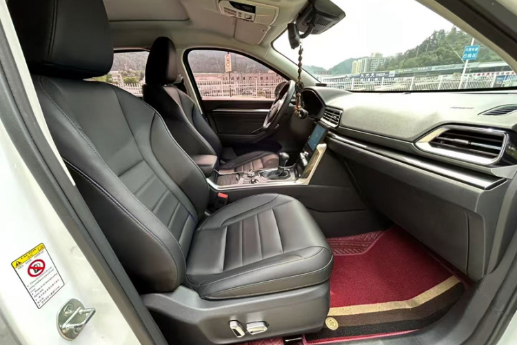 哈弗F5 2018款 1.5T i范中控内饰7007