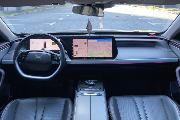 小鹏P7 2020款 670N中控内饰7001