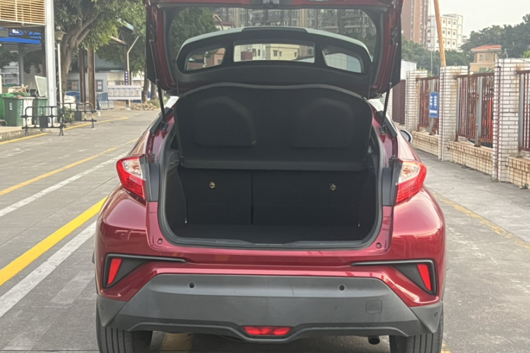 丰田 奕泽IZOA 2018款 2.0L 奕驰版 国V局部细节23