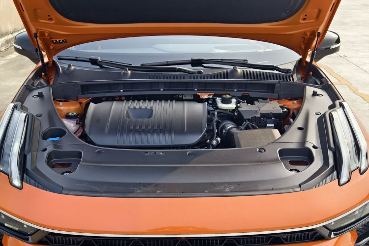 领克03 2025款 2.0TD DCT冠军版Pro局部细节24