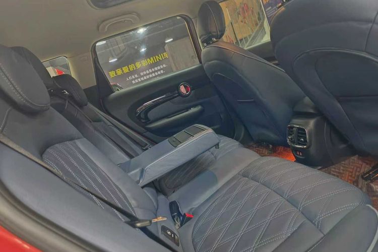 MINI Clubman 2019款 1.5T COOPER 鉴赏家中控内饰7005