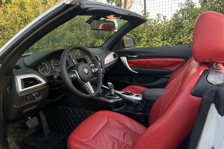 宝马2系(进口) 2015款 218i 敞篷轿跑车局部细节19