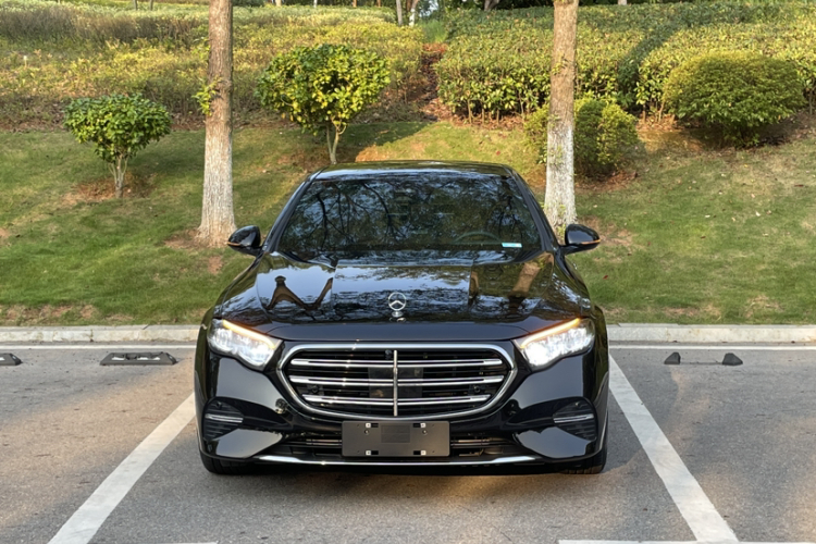 奔驰E级 2024款 E 260 L车身外观6005