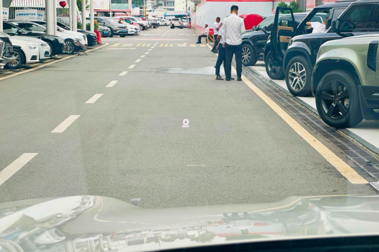 保时捷 2024款 Cayenne 3.0T车身外观6002