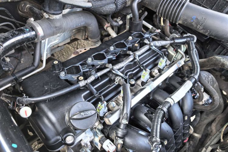 东南DX7 2015款 1.5T 手动尊贵型中控内饰7008