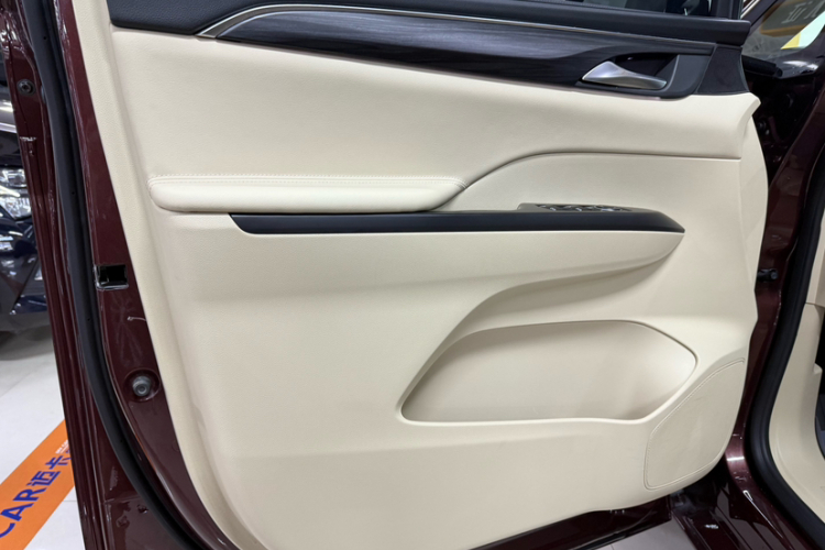 别克GL8 2022款 ES陆尊 653T 尊享型中控内饰7005