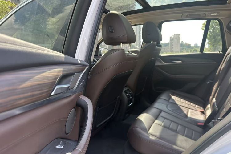 宝马X3 2020款  xDrive28i M运动套装中控内饰7003