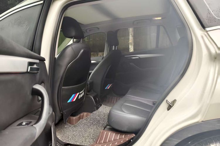 宝马X1 2019款 sDrive20Li 领先型中控内饰7002