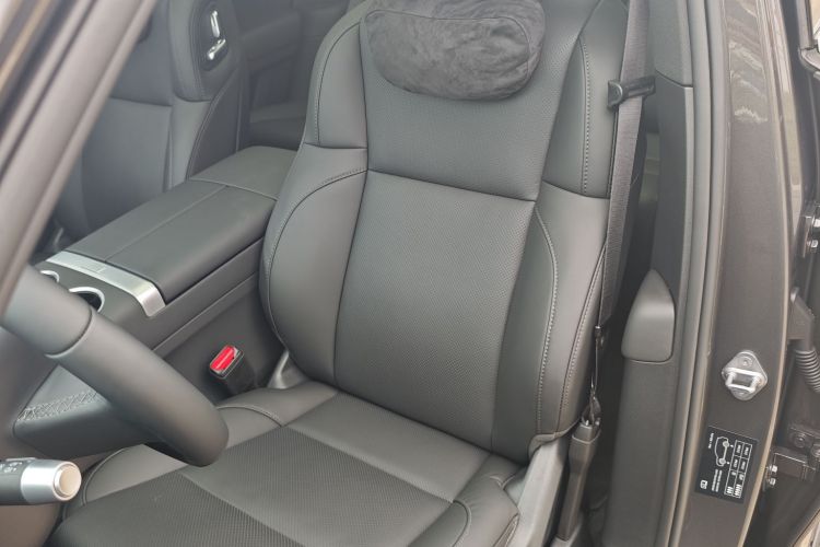 理想汽车 理想L7 2024款 MAX中控内饰7004