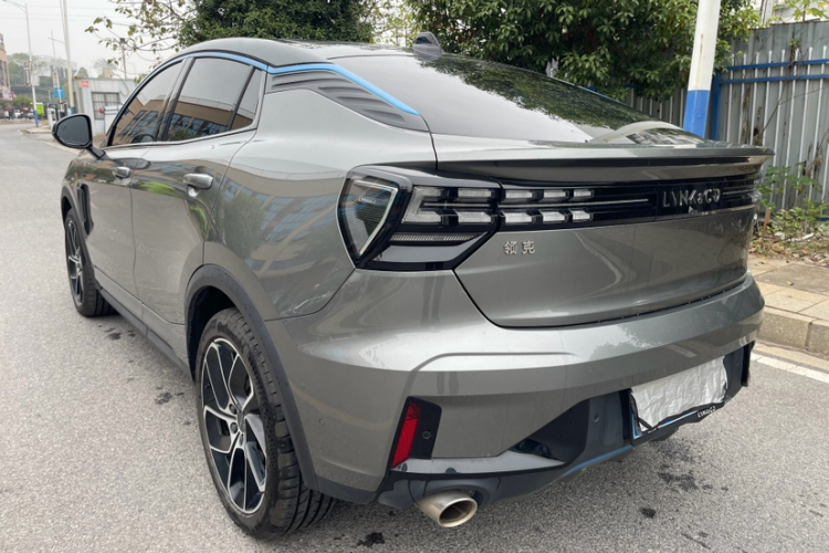 领克05 2022款 2.0TD 两驱耀Halo车身外观6004