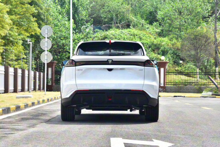 深蓝汽车 深蓝S07 2024款 215Max 增程版车身外观6003