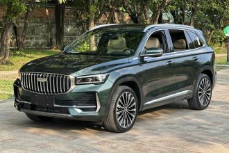 吉利汽车 星越L 2025款 东方曜 2.0TD 自动四驱望月版