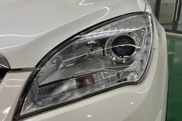 长安CS35 2016款 1.6L 自动豪华型 国V车身外观6003