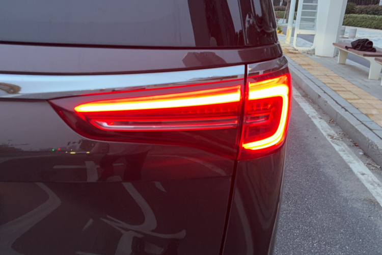 别克GL8 2020款 ES陆尊 653T 豪华型车身外观6006