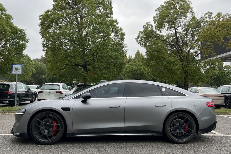 鸿蒙智行 智界S7 2024款 Max RS 四驱性能版车身外观6004