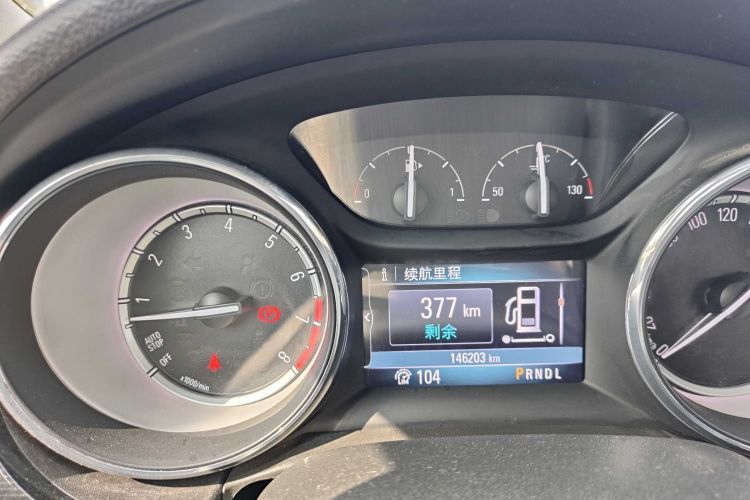 别克 威朗 2015款 三厢 20T 双离合精英型中控内饰7009