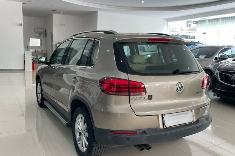 大众 途观 2015款 1.8TSI 自动两驱舒适版车身外观6007