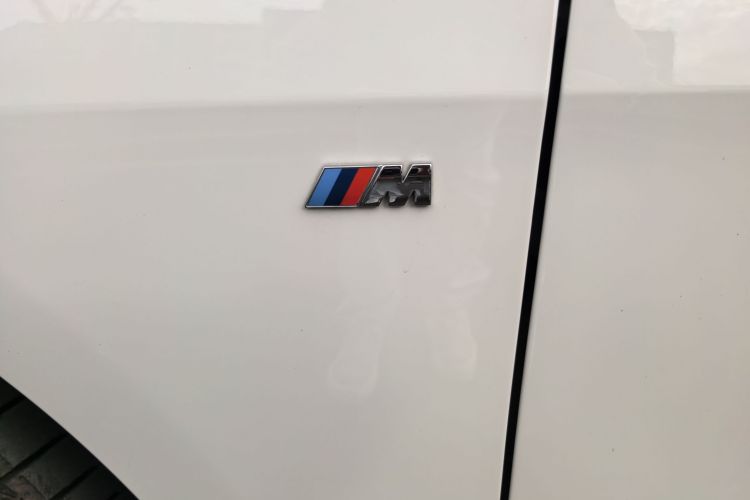 宝马2系(进口) 2023款 225i 四门轿跑车 M运动套装局部细节9003