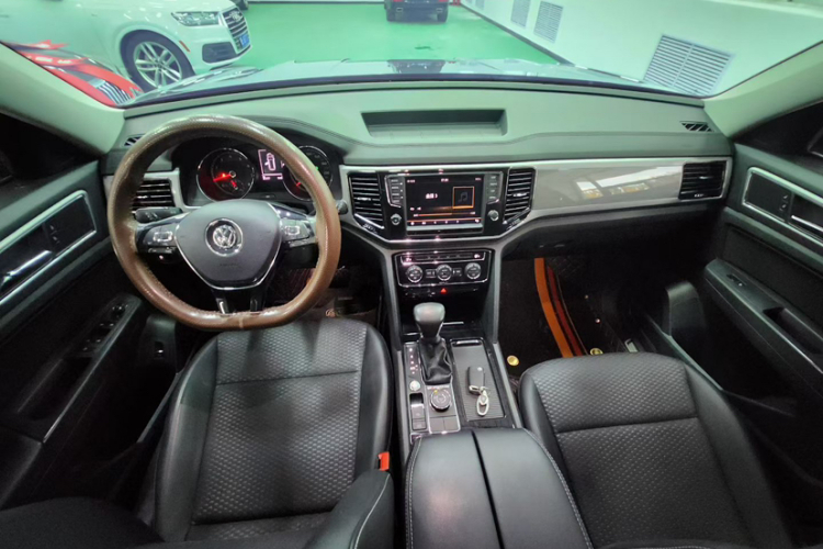 大众 途昂 2017款 380TSI 四驱舒适版中控内饰7001