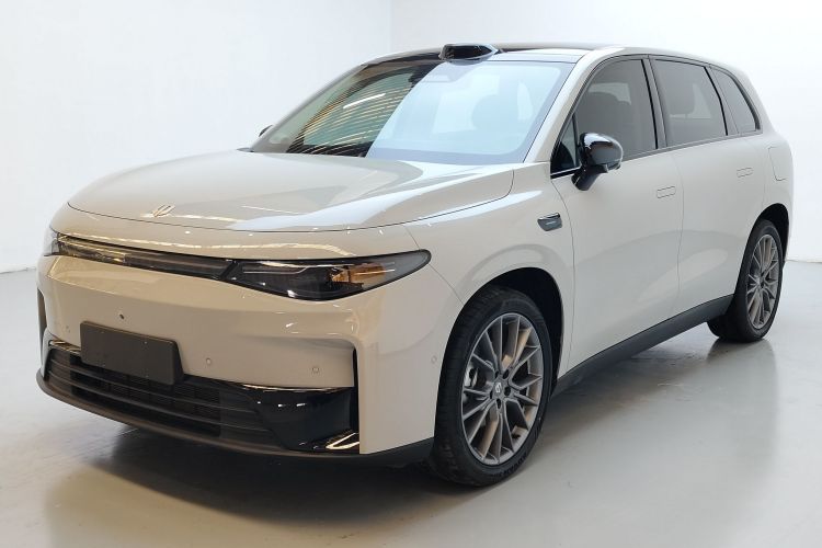 零跑汽车 零跑C10 2024款 210激光雷达版车身外观1