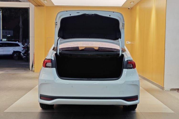 丰田 亚洲狮 2021款 2.0L 尊贵版车身外观6014