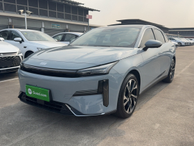 吉利银河 银河L6 2023款 125km 星舰