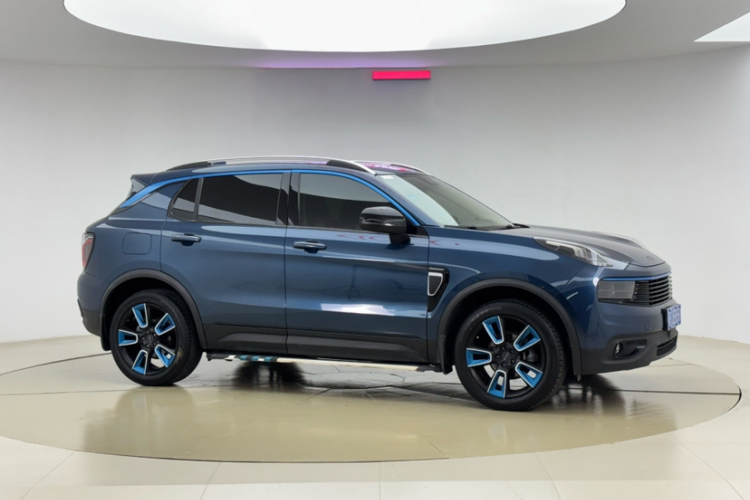 领克01 2017款 2.0T 两驱耀Pro版车身外观6005