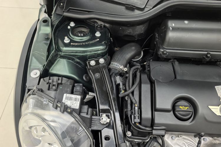 MINI 2011款 1.6T COOPER S局部细节9003