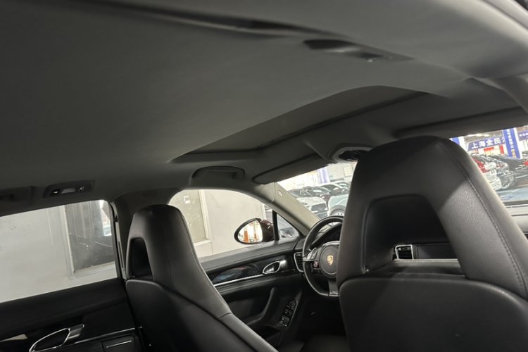 保时捷 2014款 Panamera 3.0T中控内饰7010