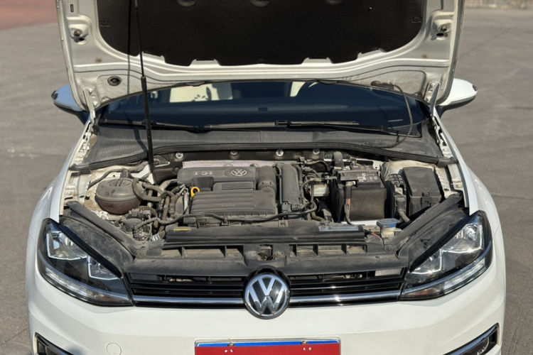 大众 高尔夫 2020款 200TSI DSG舒适进取版局部细节24