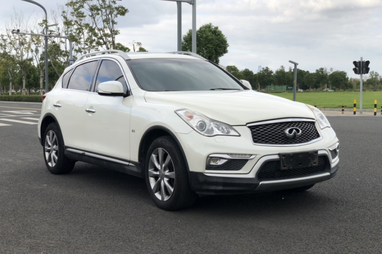 英菲尼迪QX50 2015款 2.5L 舒适版车身外观6002