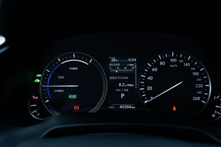 雷克萨斯RX 2020款 改款 450h 四驱典雅版中控内饰15