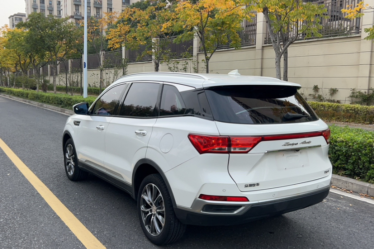 众泰T500 2018款 1.5T 自动尊享型车身外观6001