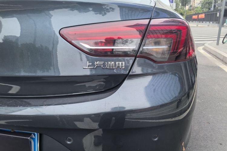 别克 君威 2019款 20T 精英型 国VI车身外观6008