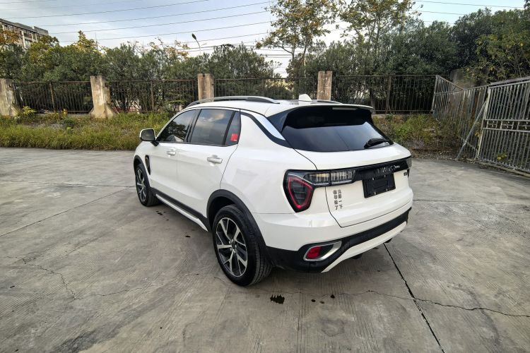 领克01 2017款 2.0T 两驱型Pro版车身外观6008